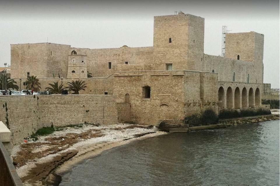 Affittacamere La Cattedrale Sul Mare Trani Exteriér fotografie