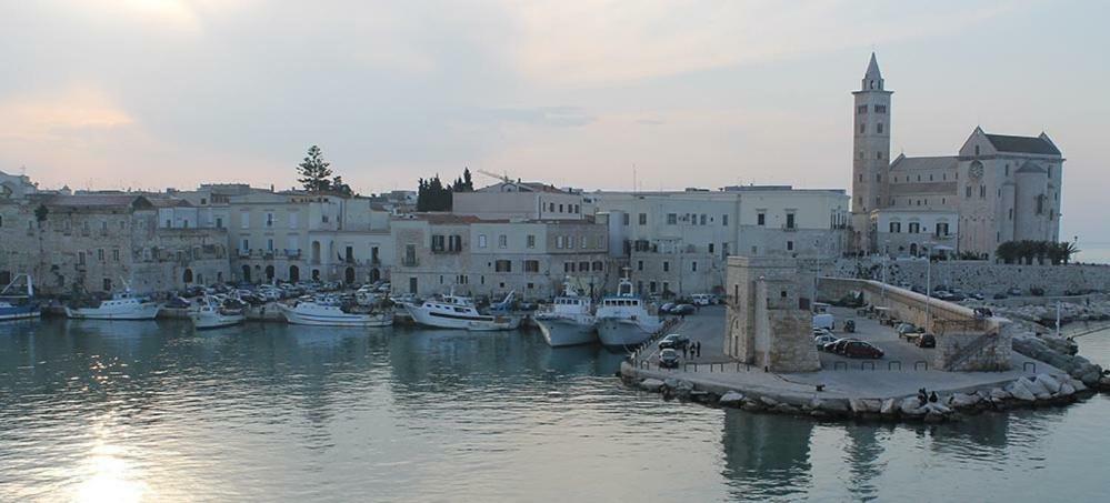 Affittacamere La Cattedrale Sul Mare Trani Exteriér fotografie