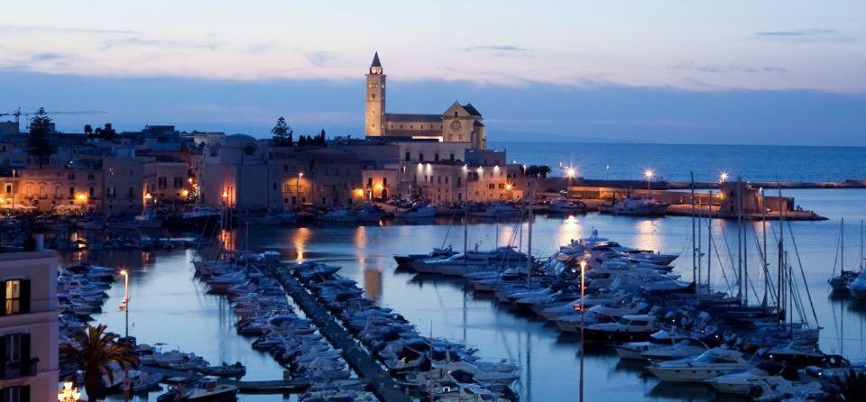 Affittacamere La Cattedrale Sul Mare Trani Exteriér fotografie